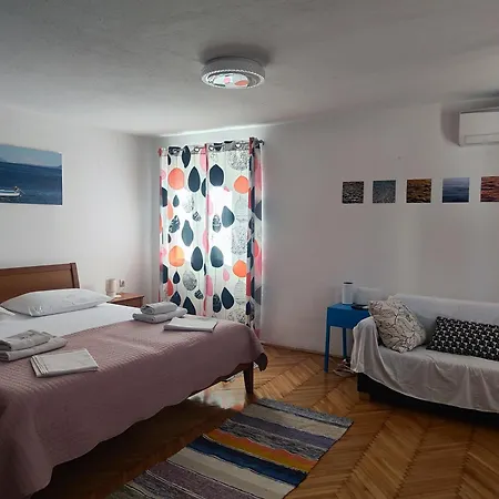 Dalmati Appartement *